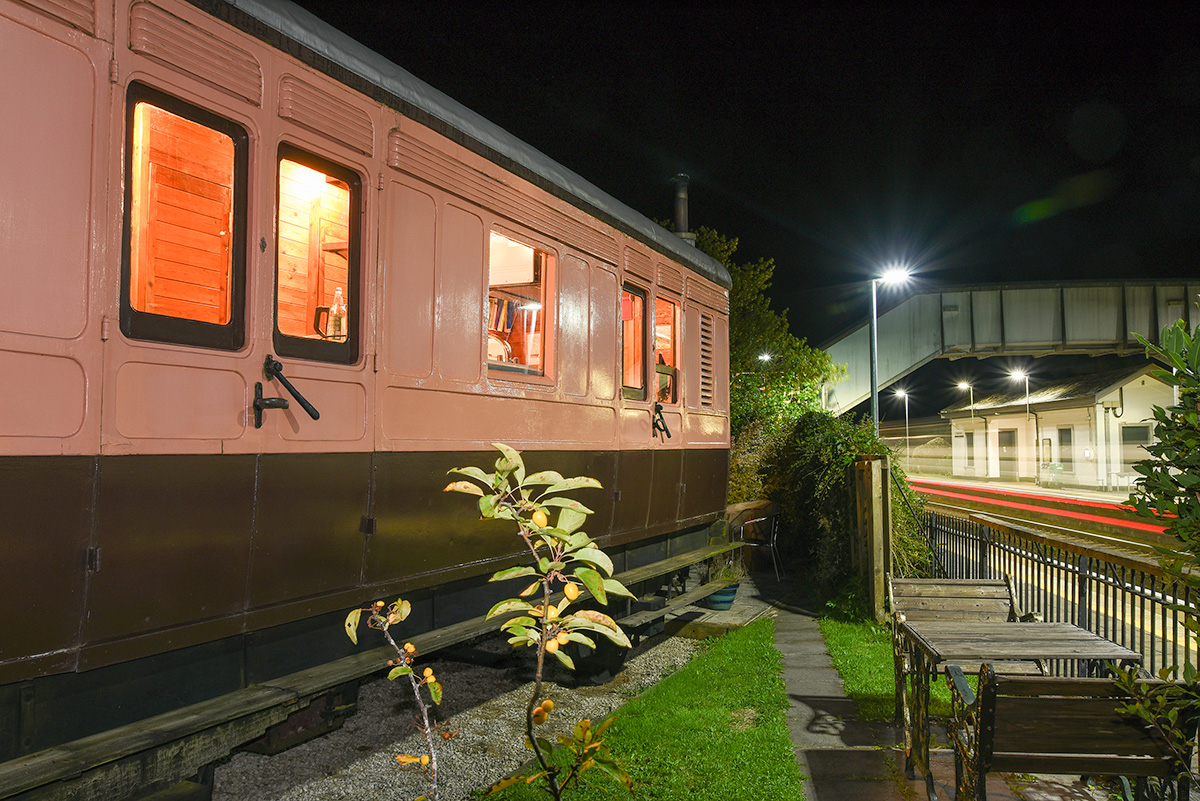 The Old Luggage Van has fine line side views