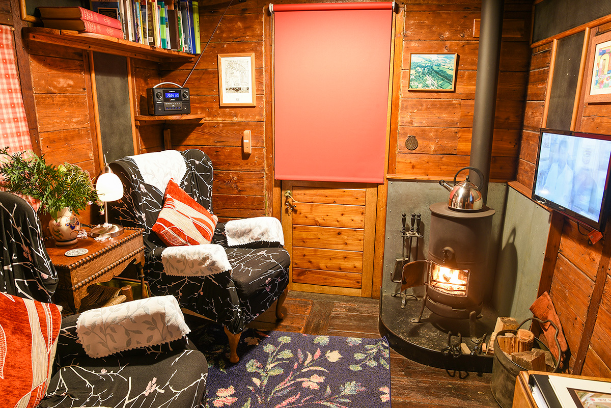 Old Luggage Van stove